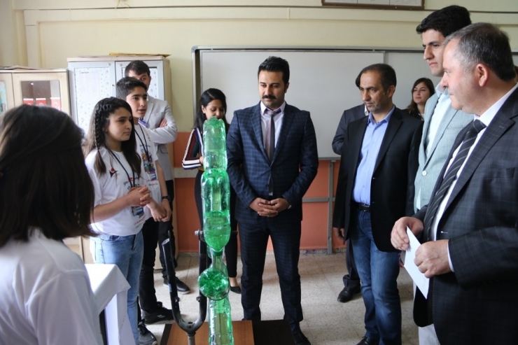 Van’da ‘Tübitak 4006 Bilim Fuarı’ Sergisi Açıldı