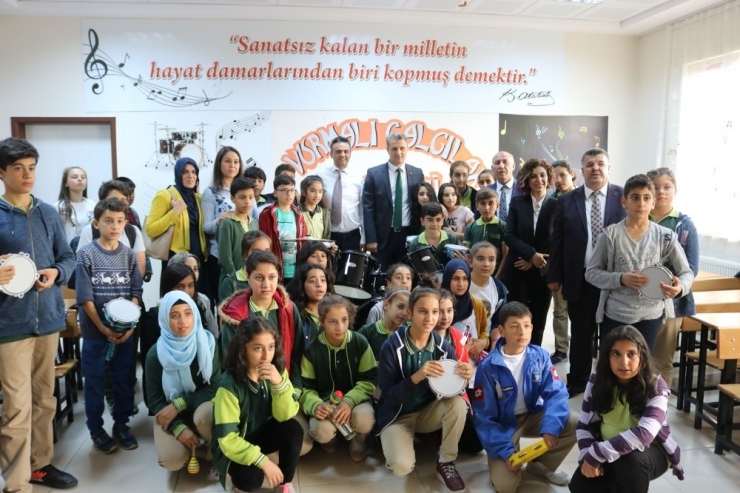 Okullarda Müzik Atölyeleri Açıldı