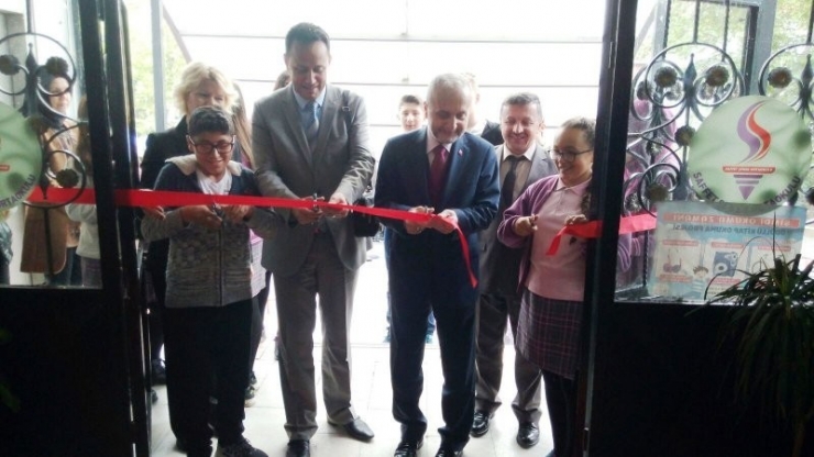 Tübitak 4006 Bilim Fuarı Ve Kermesi’nin Açılışı Gerçekleşti