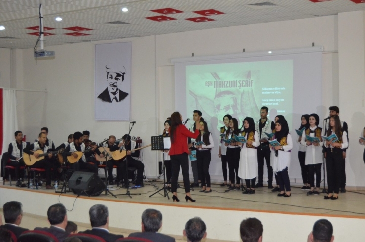 Adilcevaz Kyk’dan Türk Halk Müziği Konseri