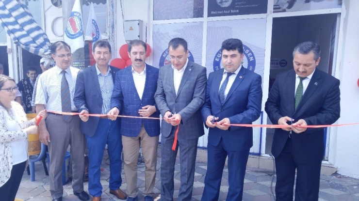 Öner: “Çözüm Üretmek İçin Ter Akıtıyoruz”