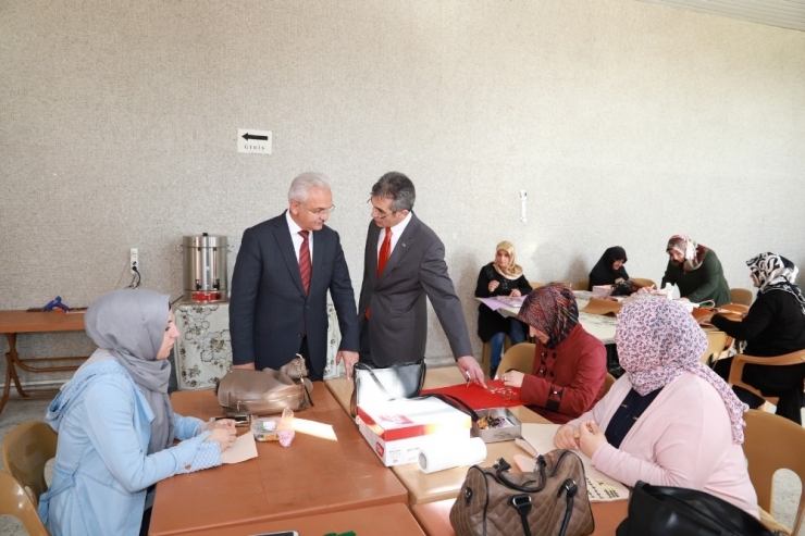 Ermek Kursları Devam Ediyor