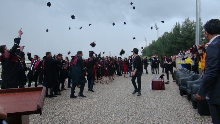 Hrü Veteriner Fakültesinde Mezuniyet Programı