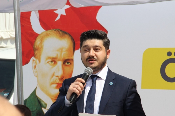İyi Parti Aday Adayı Ömer Geriter’in Tanıtım Toplantısına Yoğun İlgi