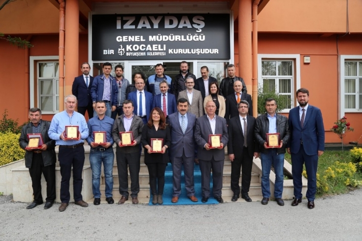 İzaydaş Emeklilerini Uğurladı