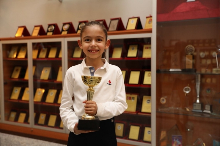 Sanko İlkokulu Öğrencisi Piyano Yarışmasında Üçüncü Oldu