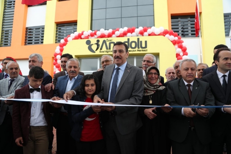 Bakan Tüfenkci: "Sosyal Devlet Nedir, Milletimiz Hissetmeye Başladı"