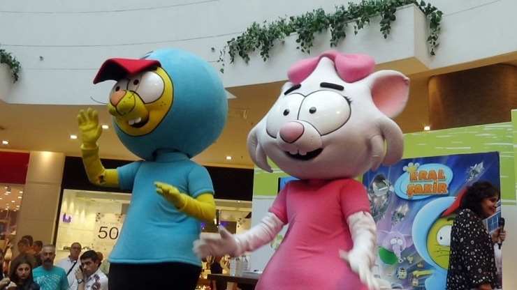 Kral Şakir’in Galasına İzmir’de Büyük İlgi