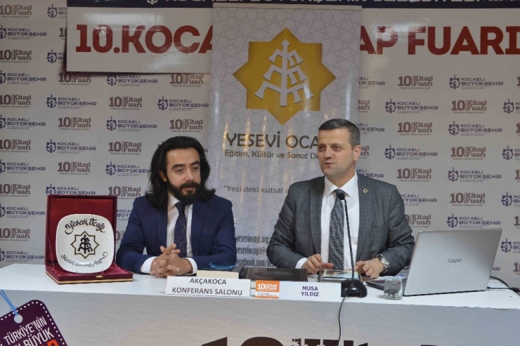 Kocaeli Kitap Fuarı’nda Hoca Ahmed Yesevi Anlatıldı