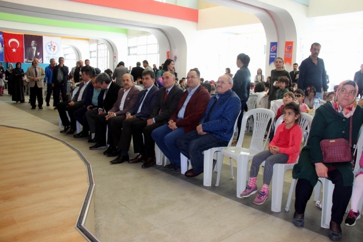 Tekdenli Öğrenciler Satranç Turnuvasında Ter Döktü