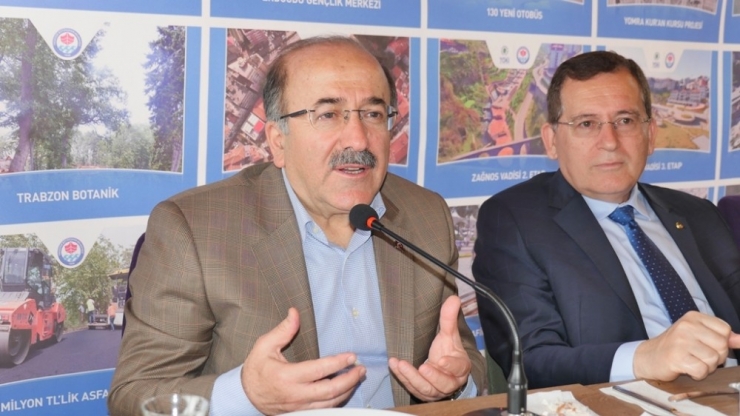 Başkan Gümrükçüoğlu İşadamları İle Disneyland Ve Sümela’ya Teleferik Projelerini Konuştu