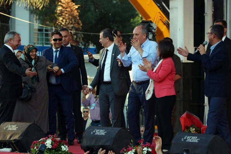 Muharrem İnce’ye Anneler Günü’nde ‘Anne’ Sürprizi