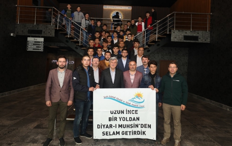 Başkan Karaosmanoğlu, Sivaslı Öğrencileri Ağırladı