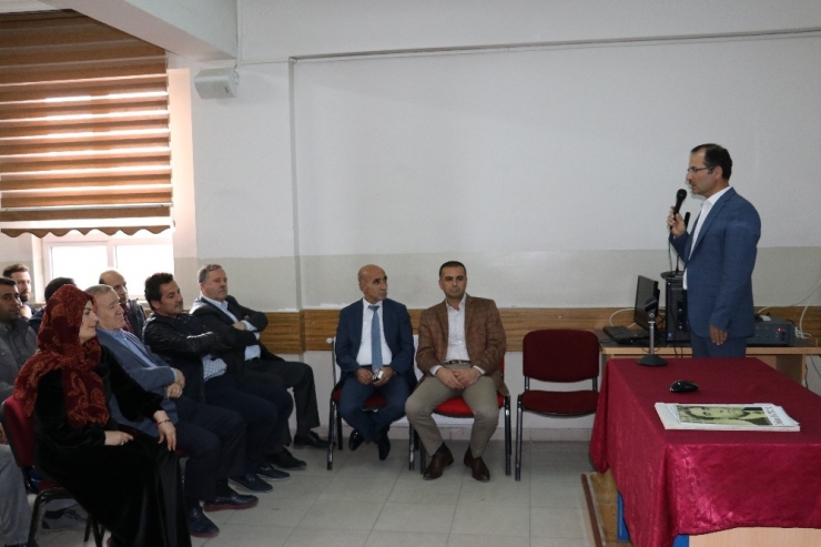 Van’da ‘Mezunlar Günü’ Etkinliği