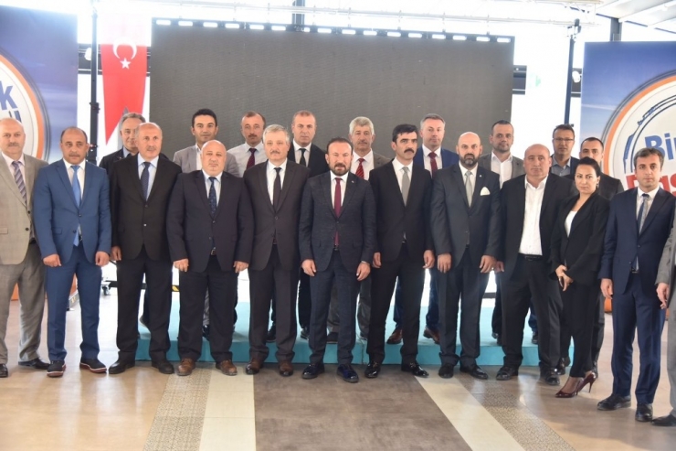 İzmit Belediye Başkanı Nevzat Doğan; “Milletin Kuruşunu Yine Millet İçin Harcadık”