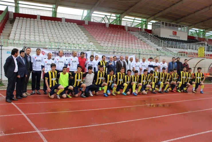 Ağrı’da ‘Engelliler Haftası Nedeniyle Maç Yapıldı