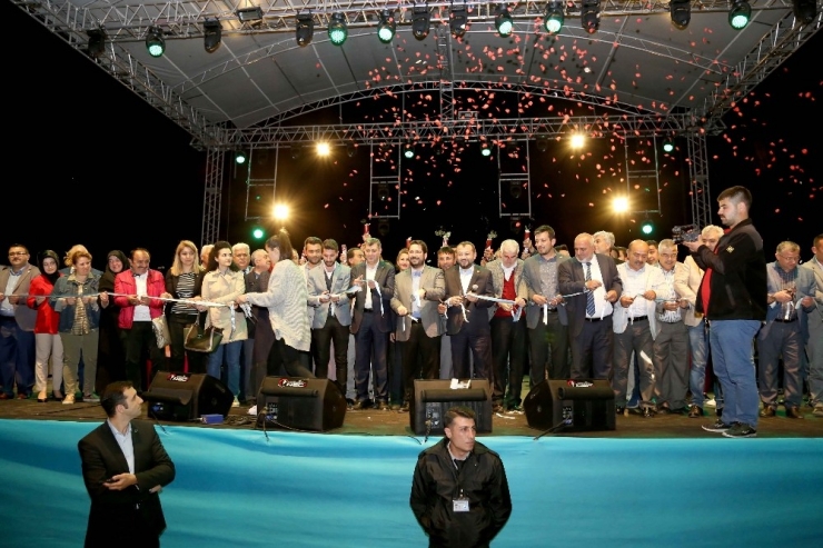 Aksaray’da Recep Tayyip Erdoğan Gençlik Parkı Açıldı