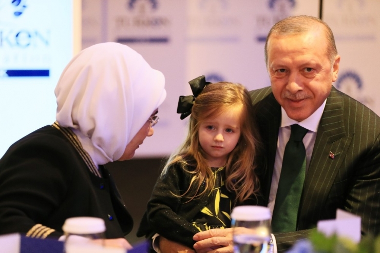 Cumhurbaşkanı Erdoğan: “Kudüs, Filistin’in Başkentidir, Bunu İslam Dünyası Olarak Biz Böyle Biliyoruz”