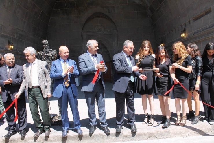 ‘Metalden Şeyler’ Heykel Sergisi Açıldı