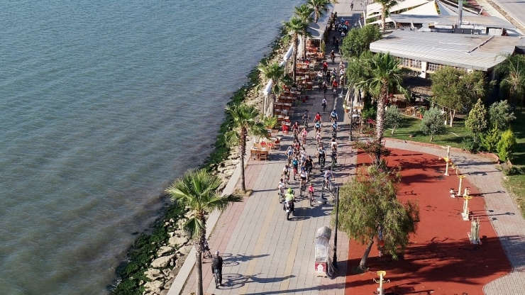 Fethiye’de ’Koşabiliyorken Koş’ Projesinde Pedallar Çevrildi