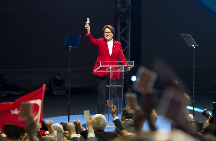 Meral Akşener, Cumhurbaşkanlığı Seçim Kampanyasını Başlattı