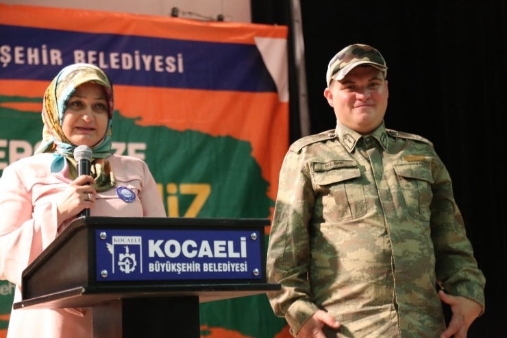 Ko-mek Son Sergisini Körfez’de Açtı