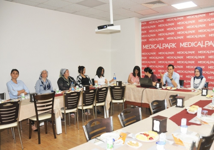 Bebek Bekleyen Kadınlara ‘Doğuma Hazırlık’ Kursu