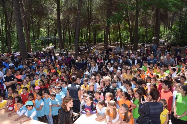 Şehzadeler Çocuk Üniversitesi Beydere’de Buluştu