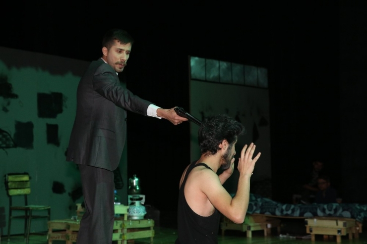 Şehir Tiyatrosu Sezonu Tamamladı