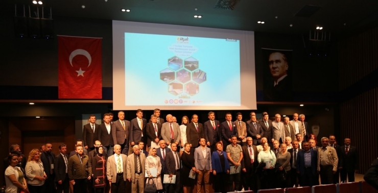 Uşak’ta “Termal Turizm Çalıştayı” Düzenlendi