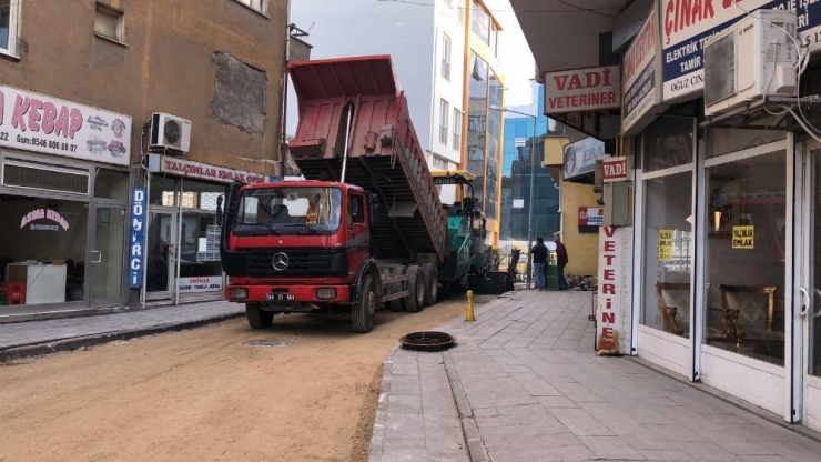Aksaray’a Asfalt Çalışmaları Sürüyor