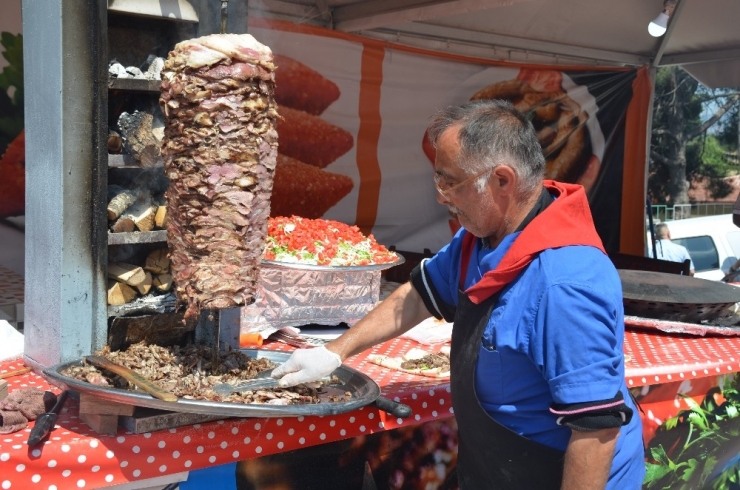 Bilecik’te Geçmişten Günümüze Ramazan Sokağı Kuruldu