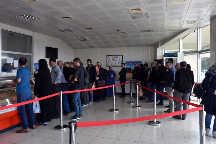 Bingöl’de Ramazan Öncesi Ucuz Et Kuyruğu