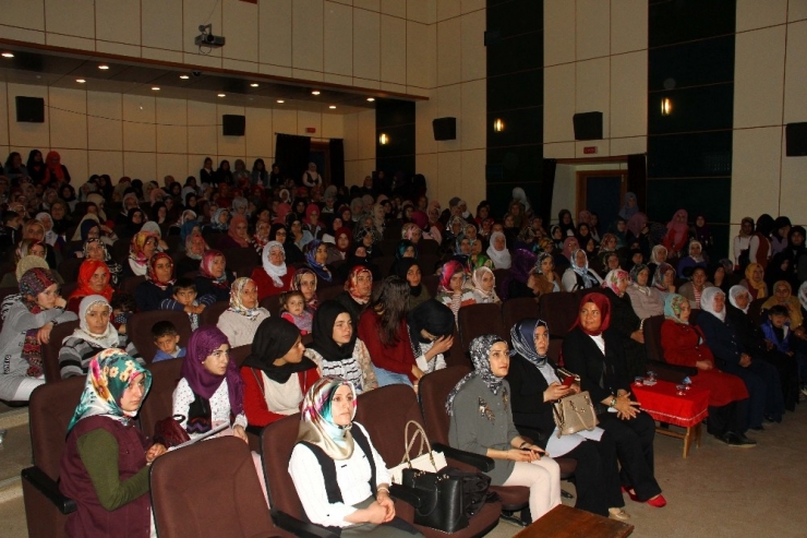 Hizan’da “Anneler Günü” Programı