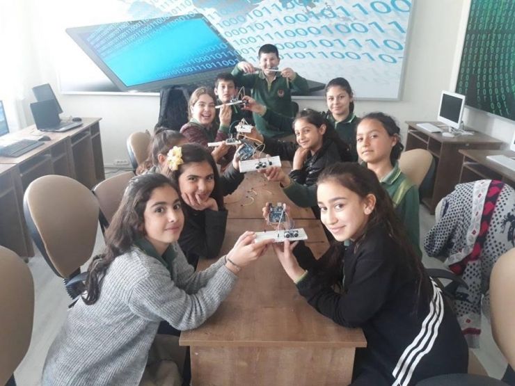 Boğazlıyan’da Kodlama Ve Robotik Atölyesi Açıldı