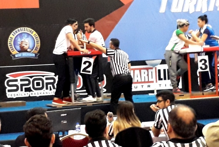 Çelik Bilek Altay Muğla’ya İlk Altın Madalyayı Kazandırdı