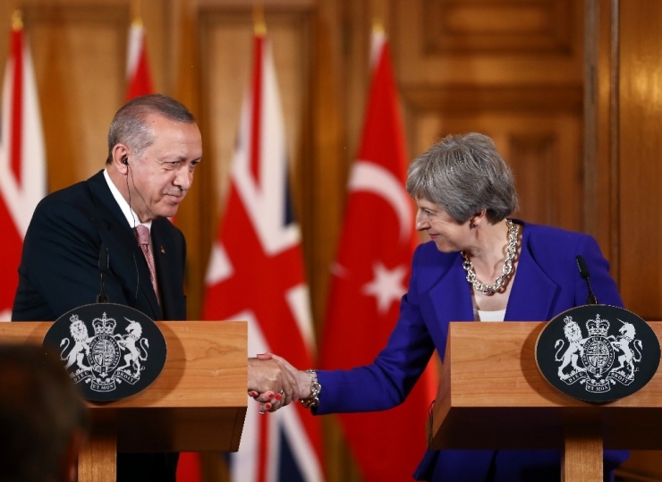 Erdoğan: “Abd’nin Büyükelçiliğini Kudüs’e Taşımasını, Kudüs’ü Başkent Olarak Tanıma Girişimini Kabul Etmiyoruz”