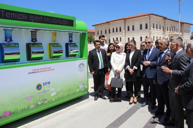 Sıfır Atık Konteynerlerine Kameralı Koruma