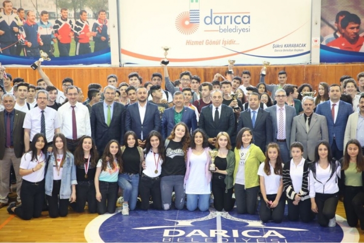 Darıca’da Ödüller Sahiplerini Buldu