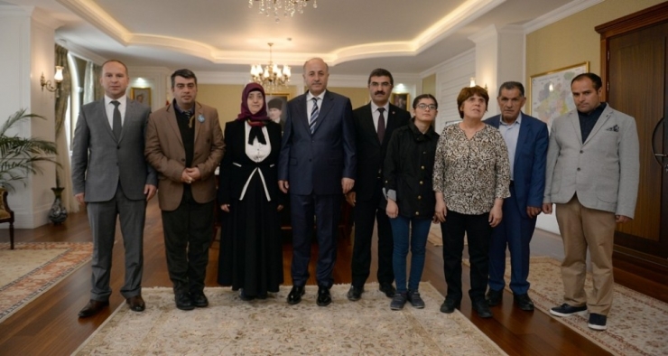 Vali Azizoğlu’na Engelliler Haftası Ziyareti