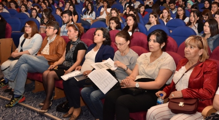 Esogü’de “Okul Sağlığı Hemşireliği” Konferansı