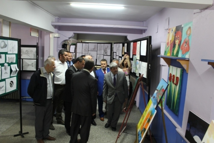 Burhaniye’de 3 Boyutlu Resim Sergisi