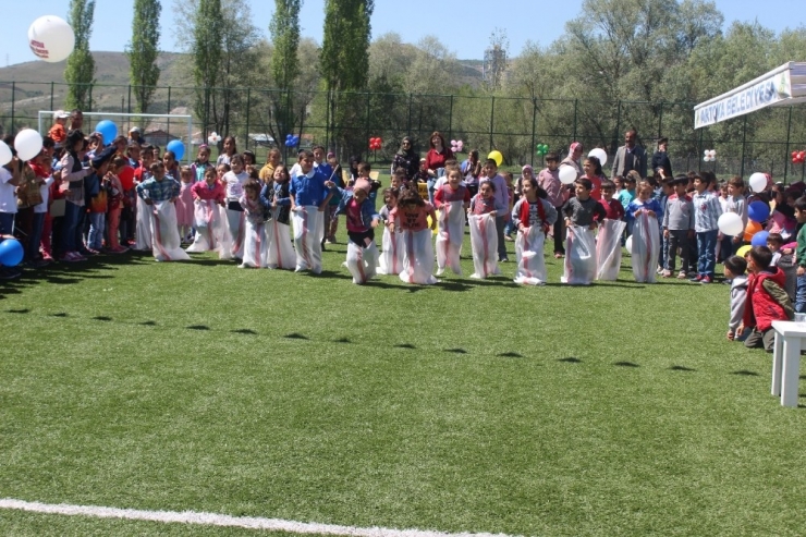 Artova’da Çocuk Şenliği