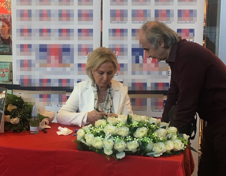 Ünlü Besteci Albüm Kazancını Mehmetçik Vakfı’na Bağışlayacak