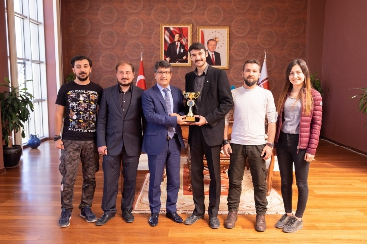 Türkiye 2’ncilerinden Rektör Taş’a Ziyaret