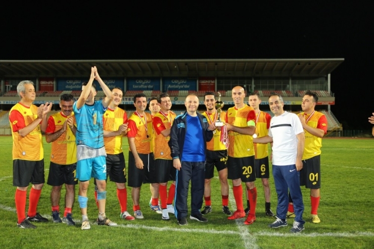 Akdeniz Üniversitesi Futbol Turnuvası Sona Erdi