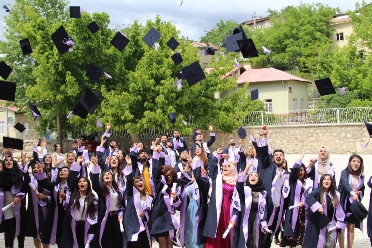 Çemişgezek Myo’da Mezuniyet