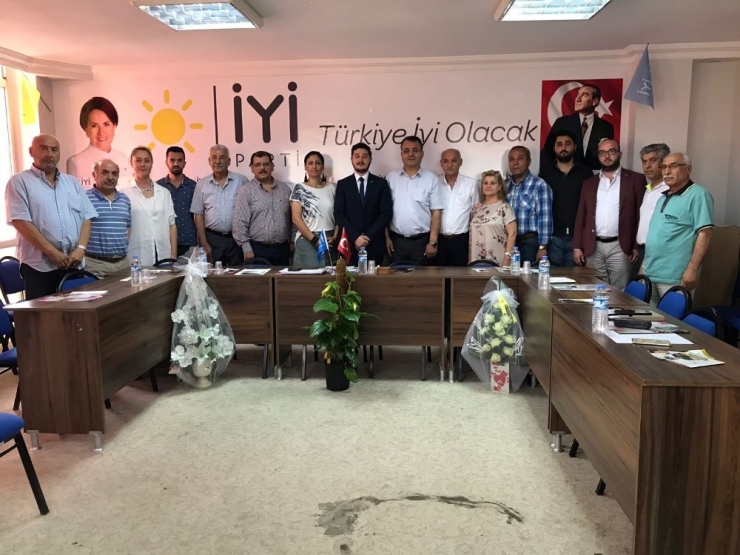 Aday Adayı Ömer Geriter’den 1 Günde 7 İlçe Ziyareti