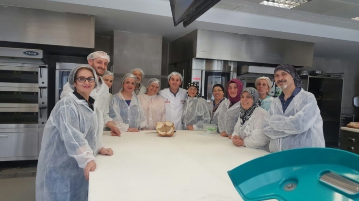 İzmek Kursiyerleri İstanbul’da