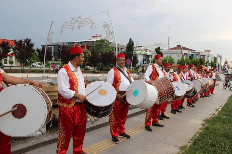 Düzce’de Ramazan Gelenekleri Yaşatılıyor